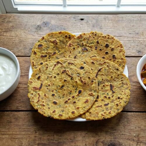 Easy Gujarati thepla recipe